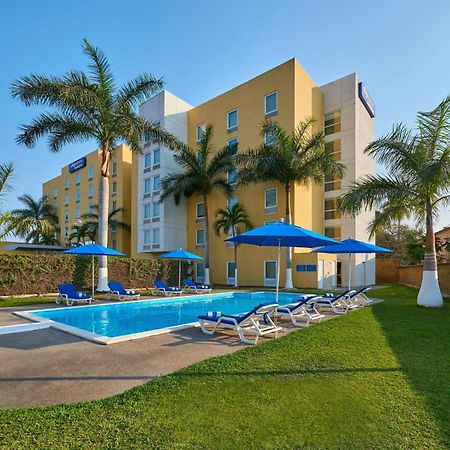 City Express By Marriott Lazaro Cardenas Exterior photo